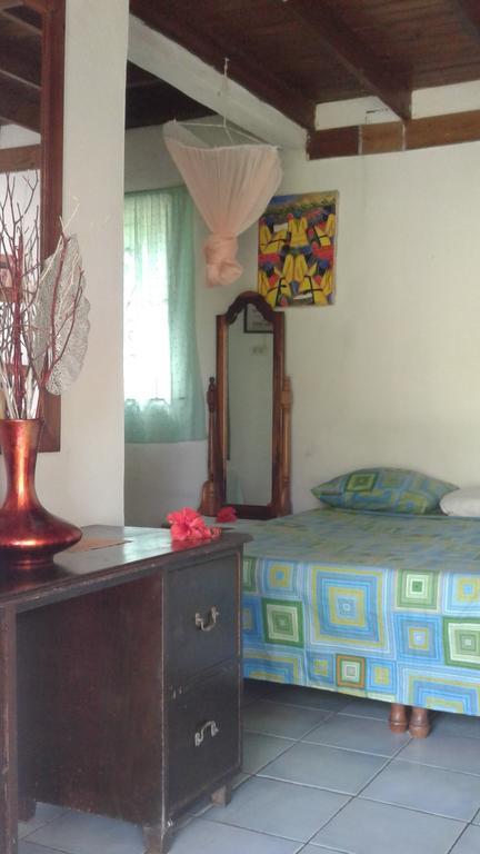 Drapers San Guest House بورت أنطونيو المظهر الخارجي الصورة